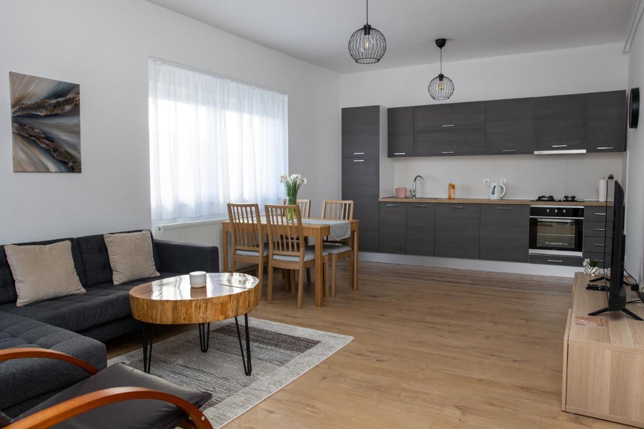 Apartman Ena Bjelovar Exteriör bild