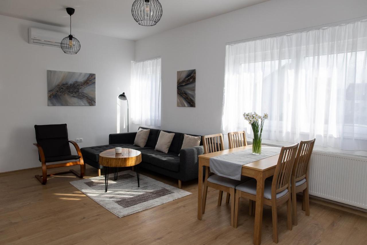 Apartman Ena Bjelovar Exteriör bild