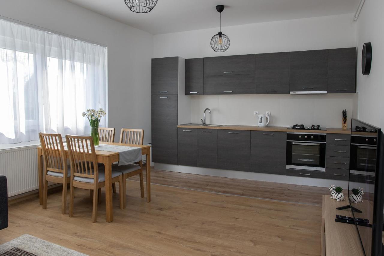 Apartman Ena Bjelovar Exteriör bild